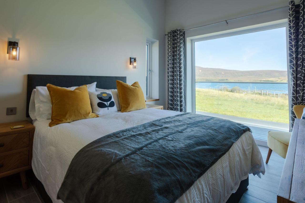 Birches Lodge With Hot Tub Dundonnell ภายนอก รูปภาพ