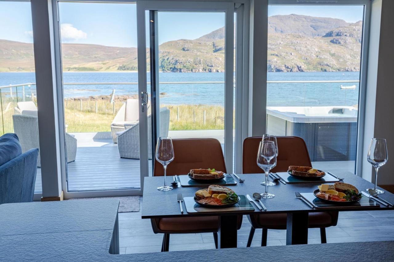 Birches Lodge With Hot Tub Dundonnell ภายนอก รูปภาพ